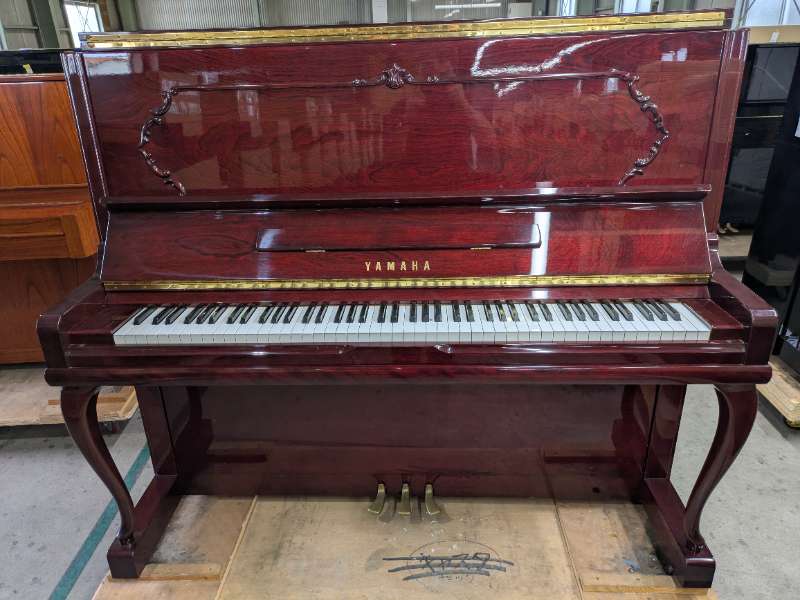 YAMAHA