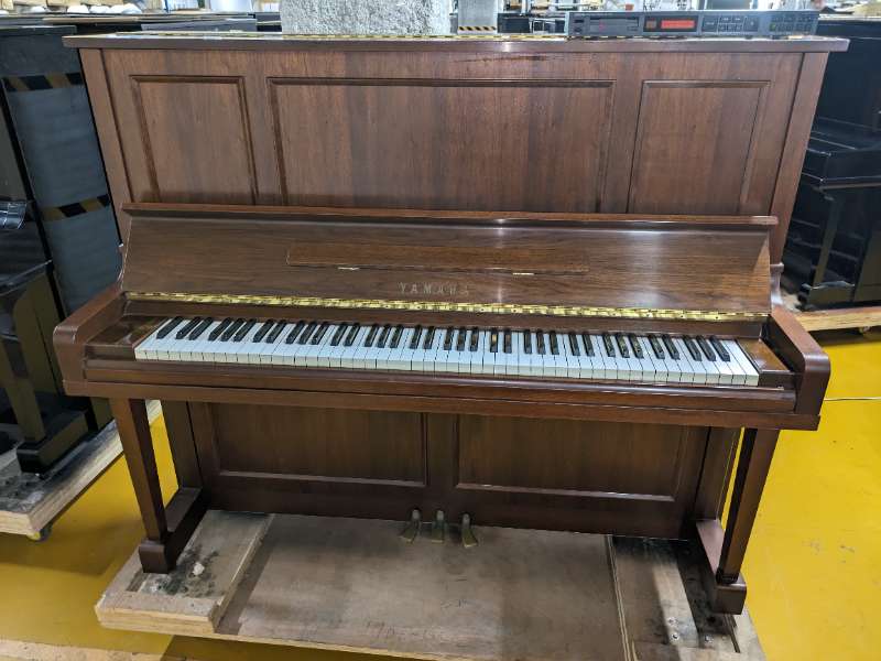 YAMAHA