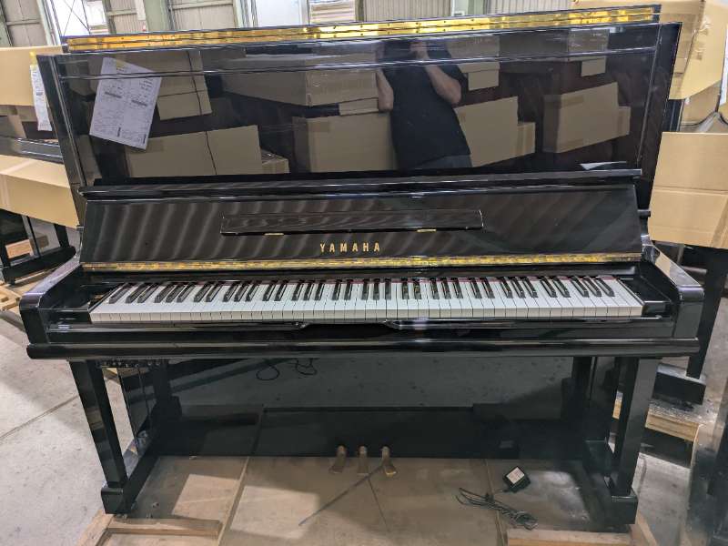 YAMAHA