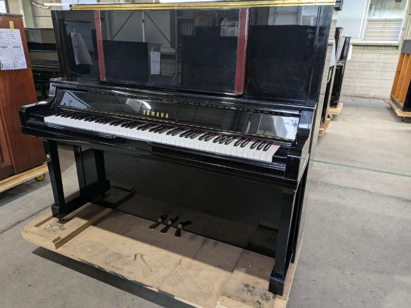 YAMAHA