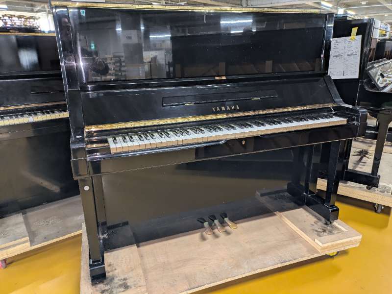 YAMAHA