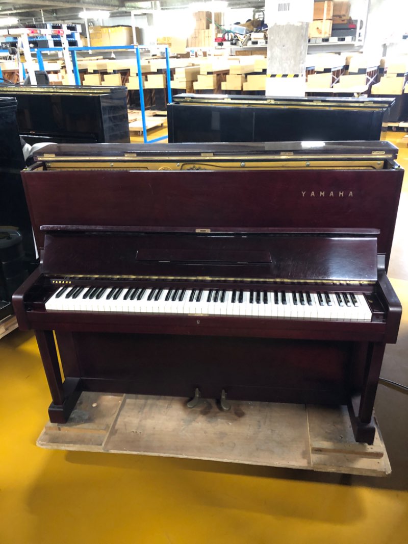 YAMAHA
