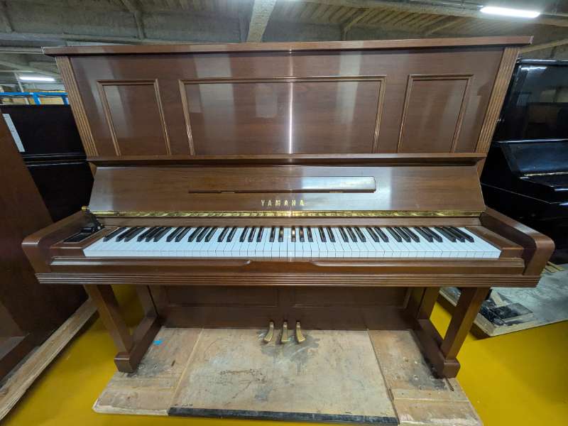 YAMAHA