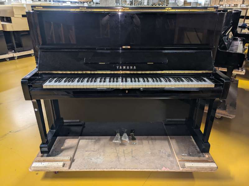 YAMAHA