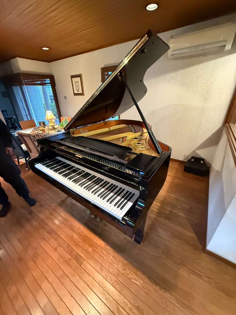YAMAHA