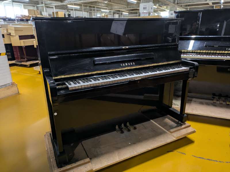 YAMAHA