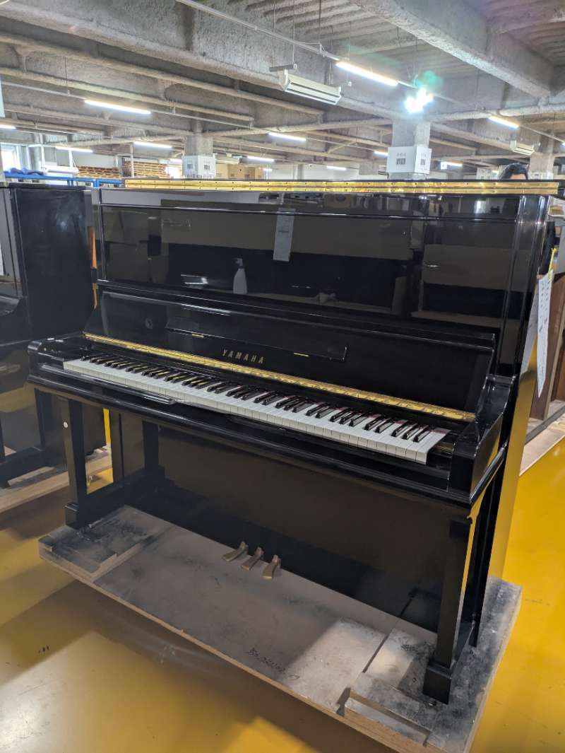 YAMAHA