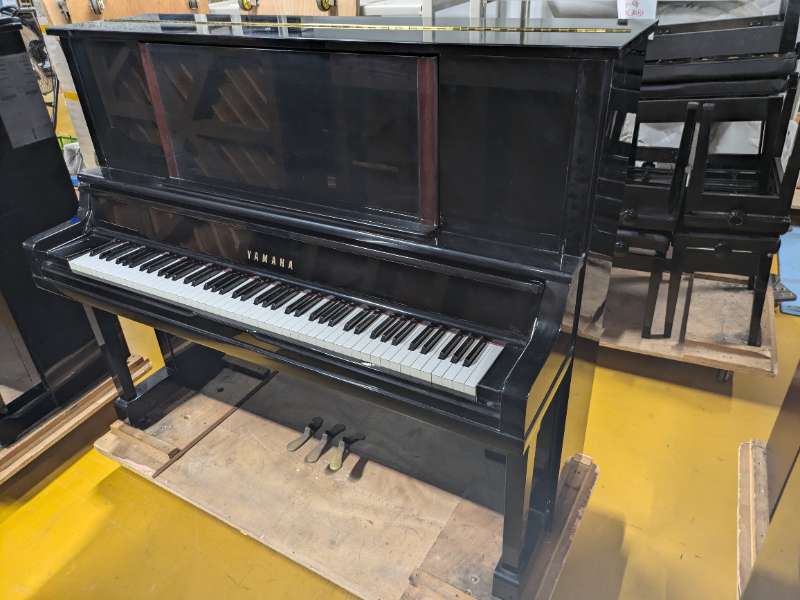 YAMAHA