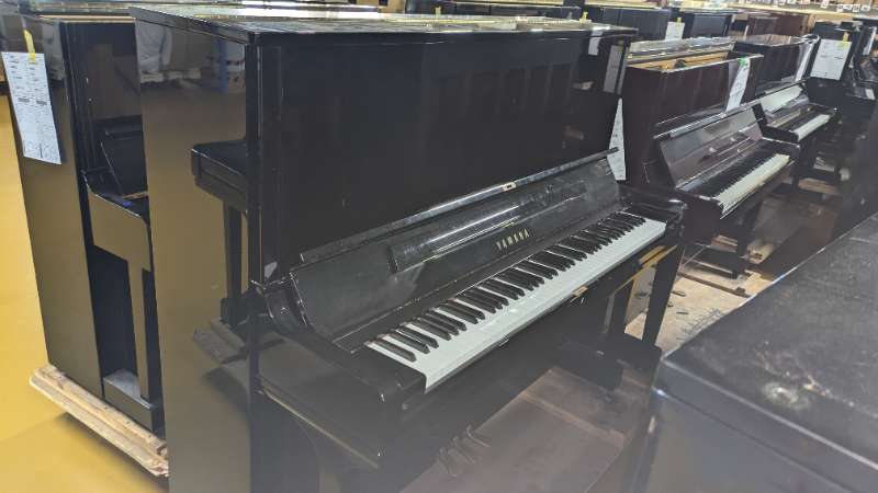 YAMAHA