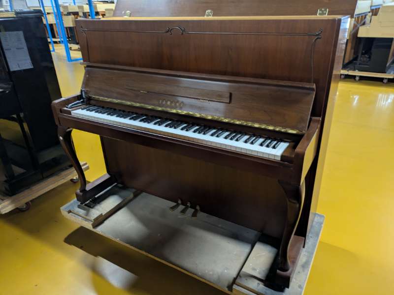 YAMAHA