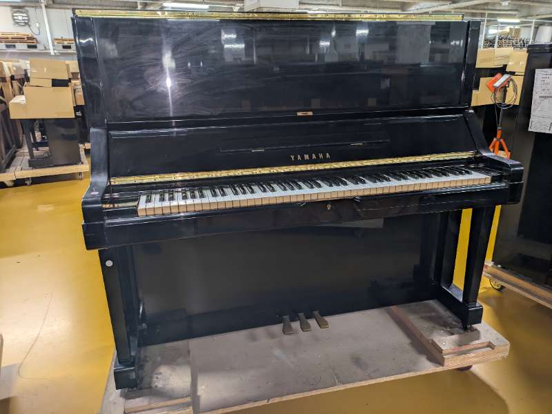 YAMAHA
