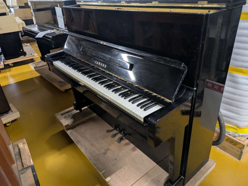 YAMAHA