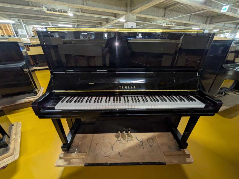 YAMAHA