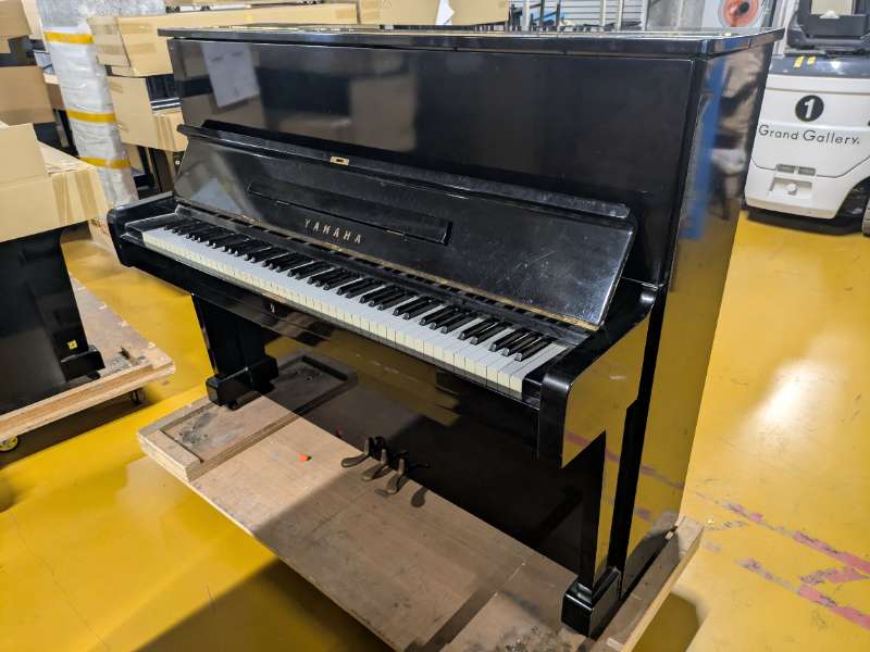 YAMAHA