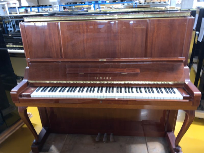 YAMAHA