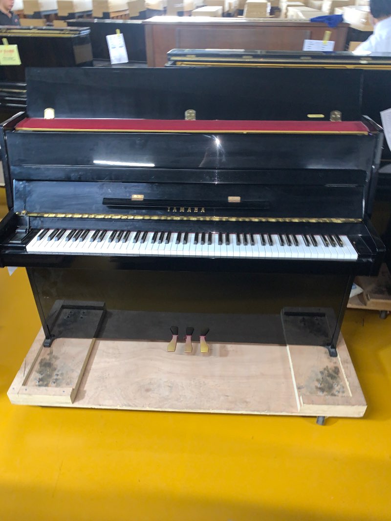 YAMAHA