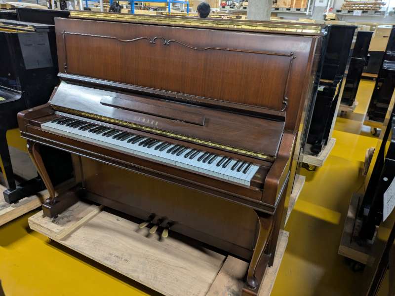 YAMAHA