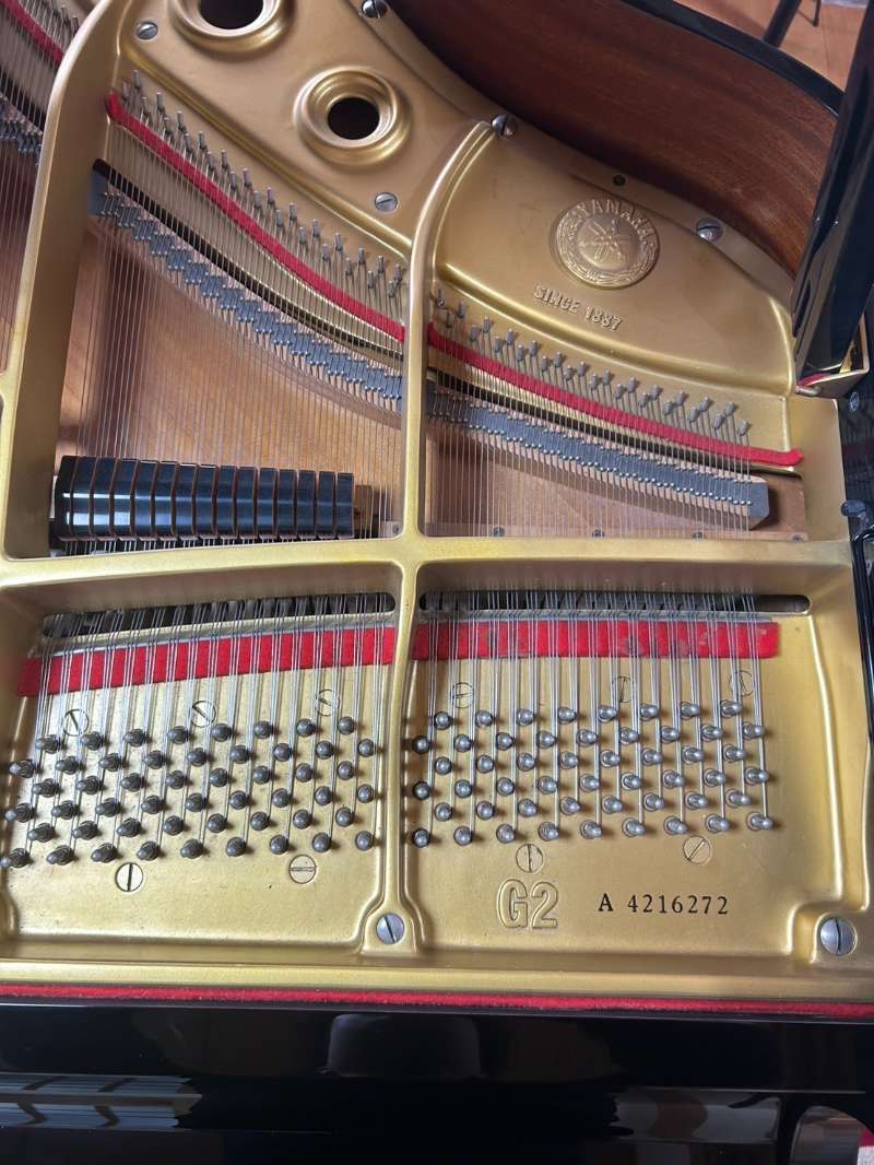 YAMAHA