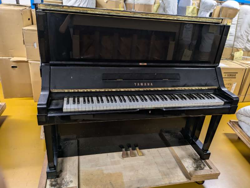 YAMAHA