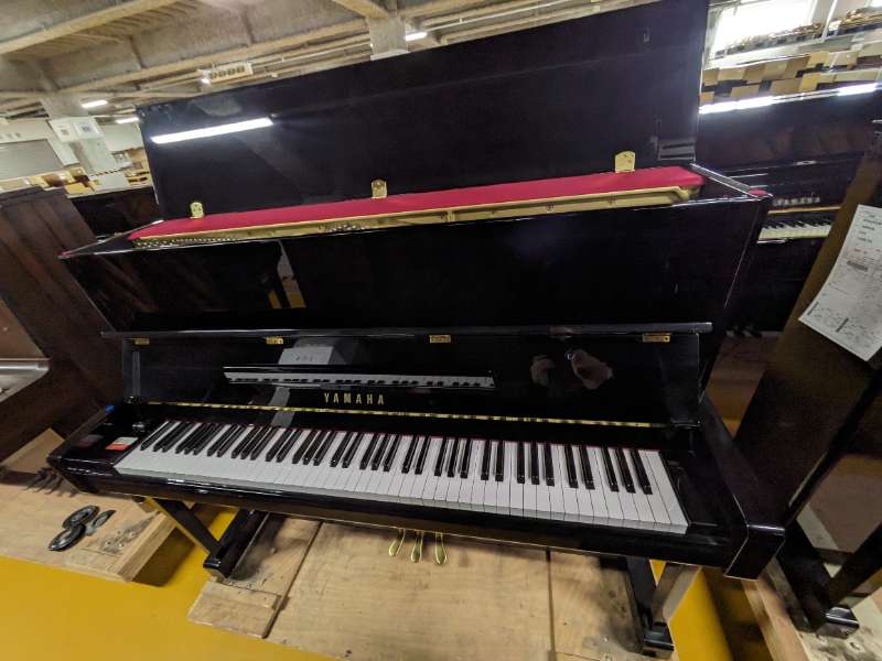 YAMAHA