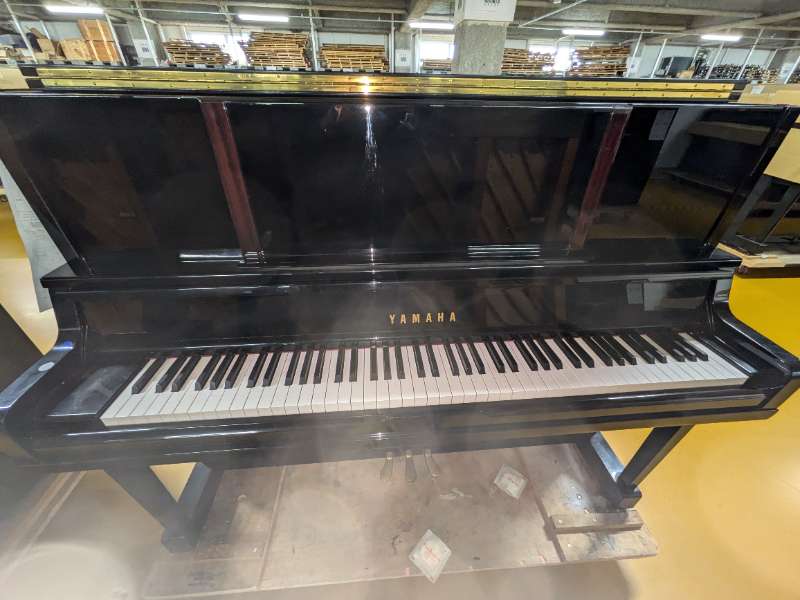 YAMAHA