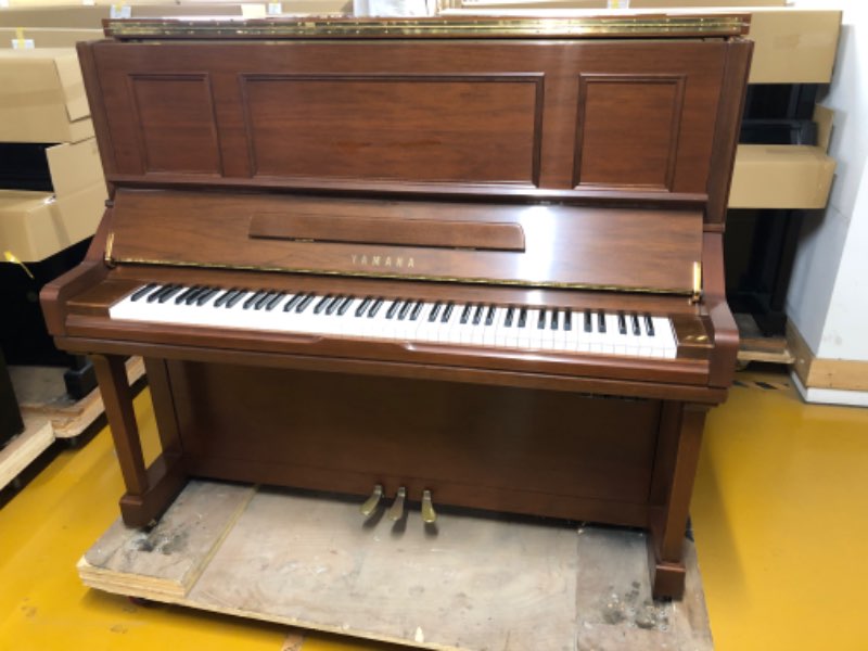 YAMAHA