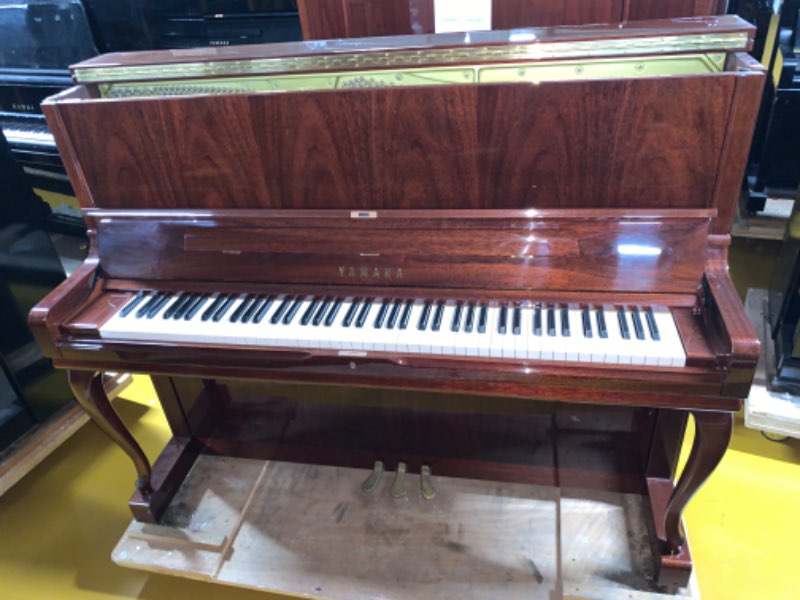YAMAHA
