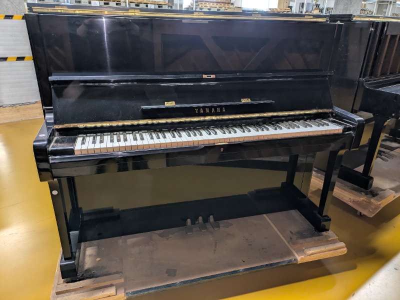 YAMAHA