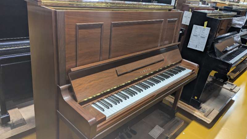 YAMAHA
