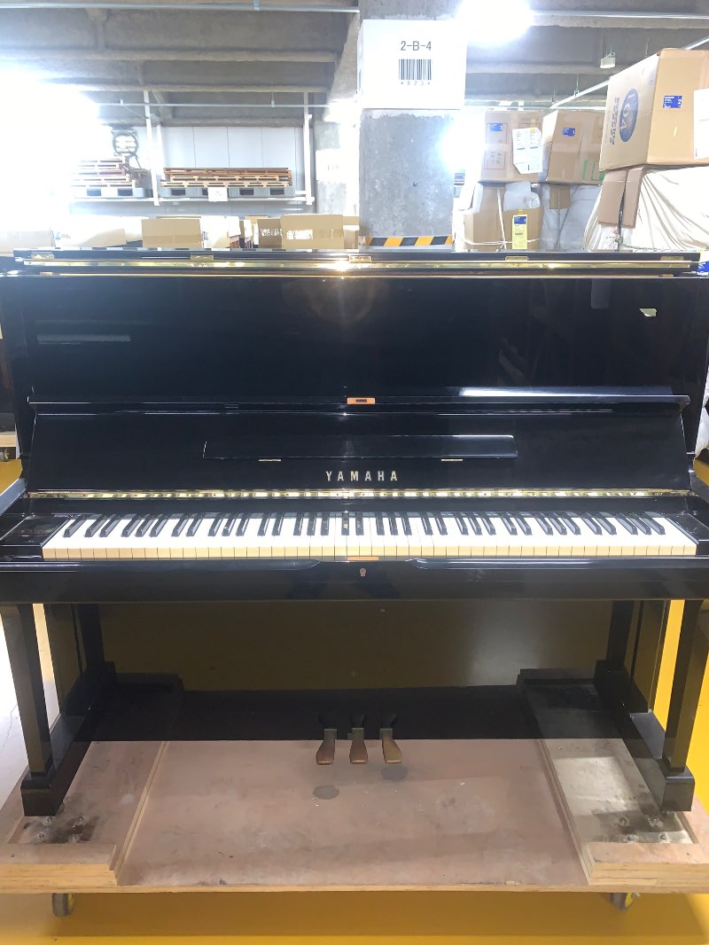 YAMAHA