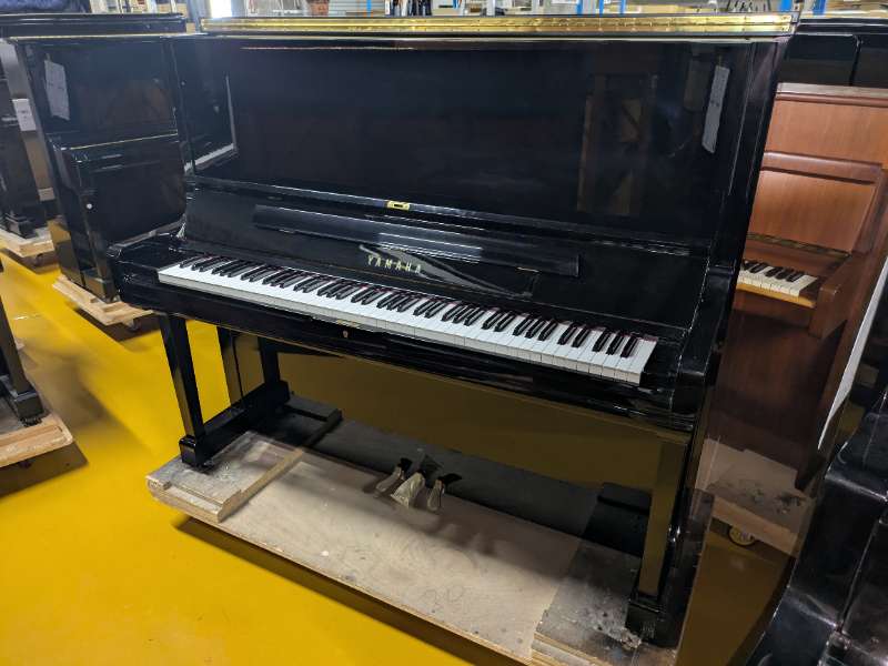 YAMAHA