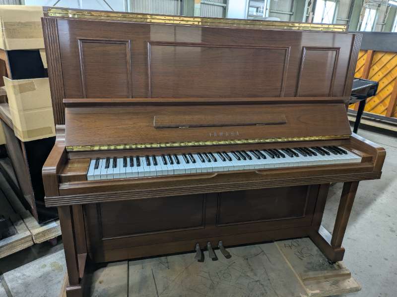YAMAHA