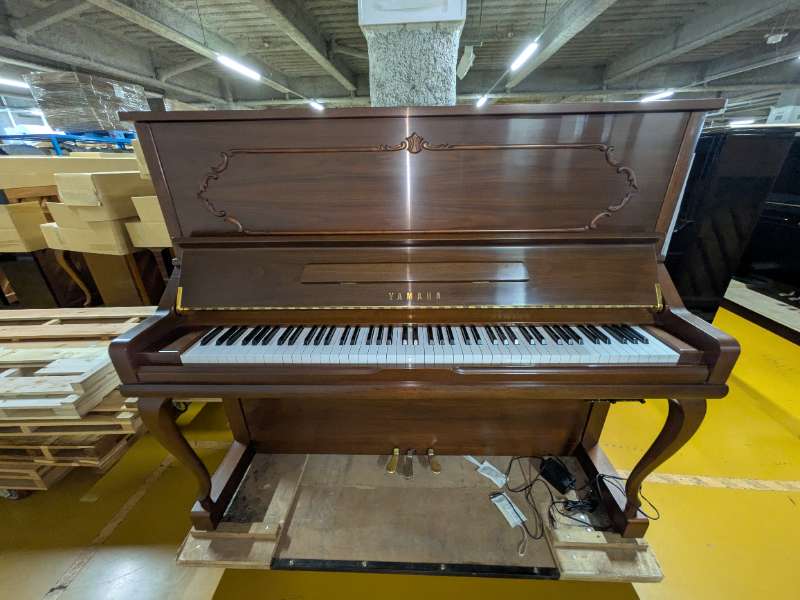 YAMAHA