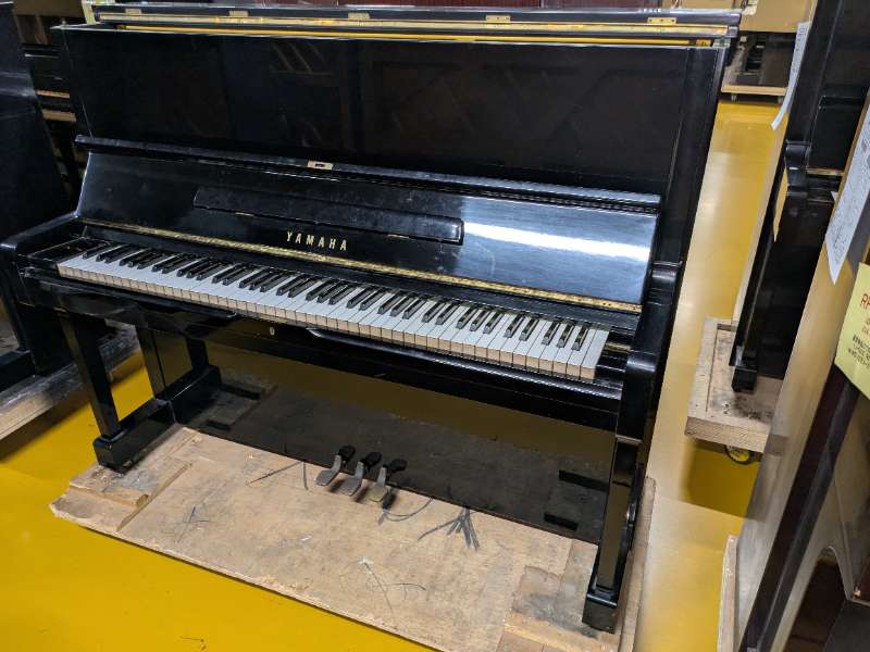 YAMAHA