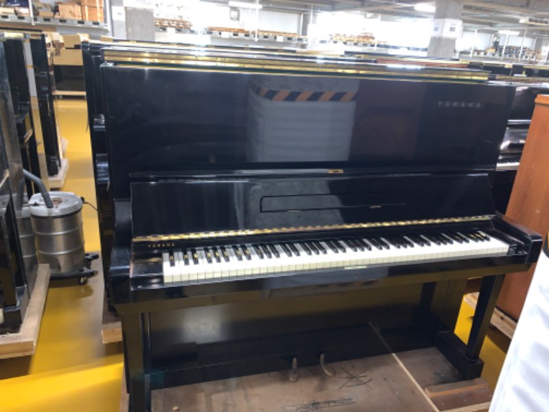 YAMAHA