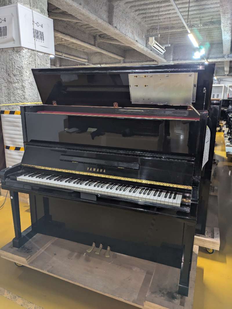 YAMAHA