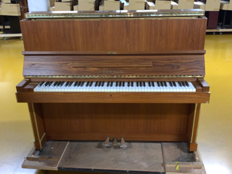 YAMAHA