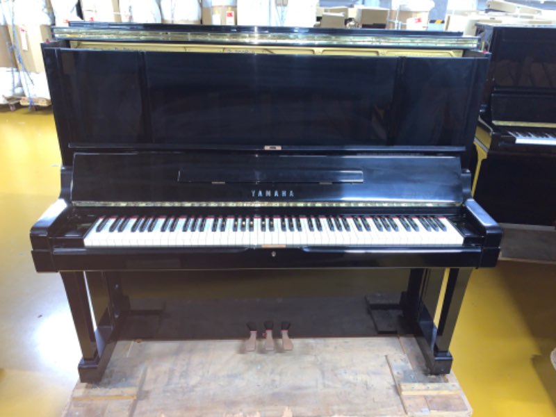 YAMAHA