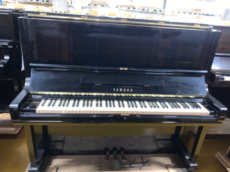 YAMAHA