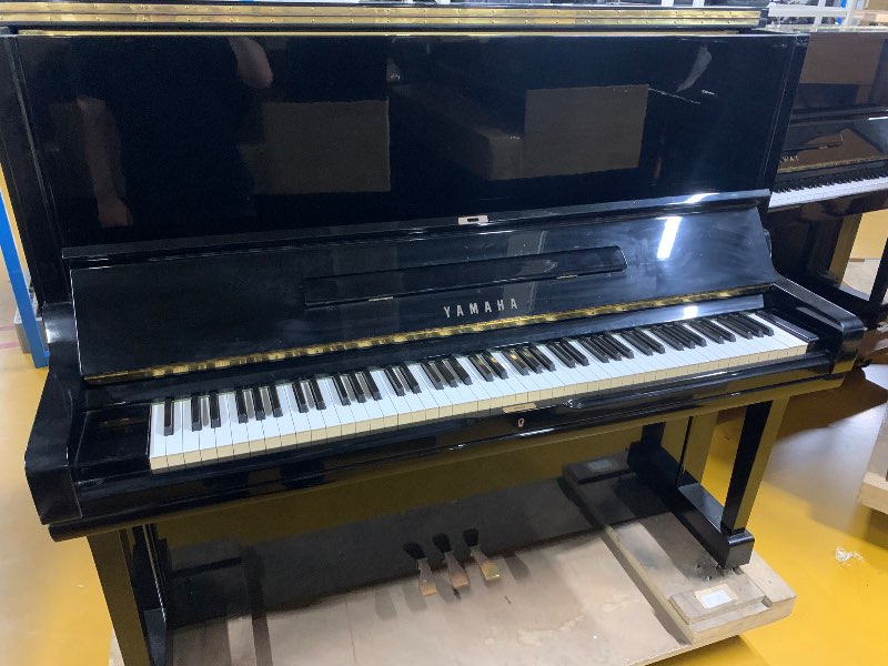 YAMAHA