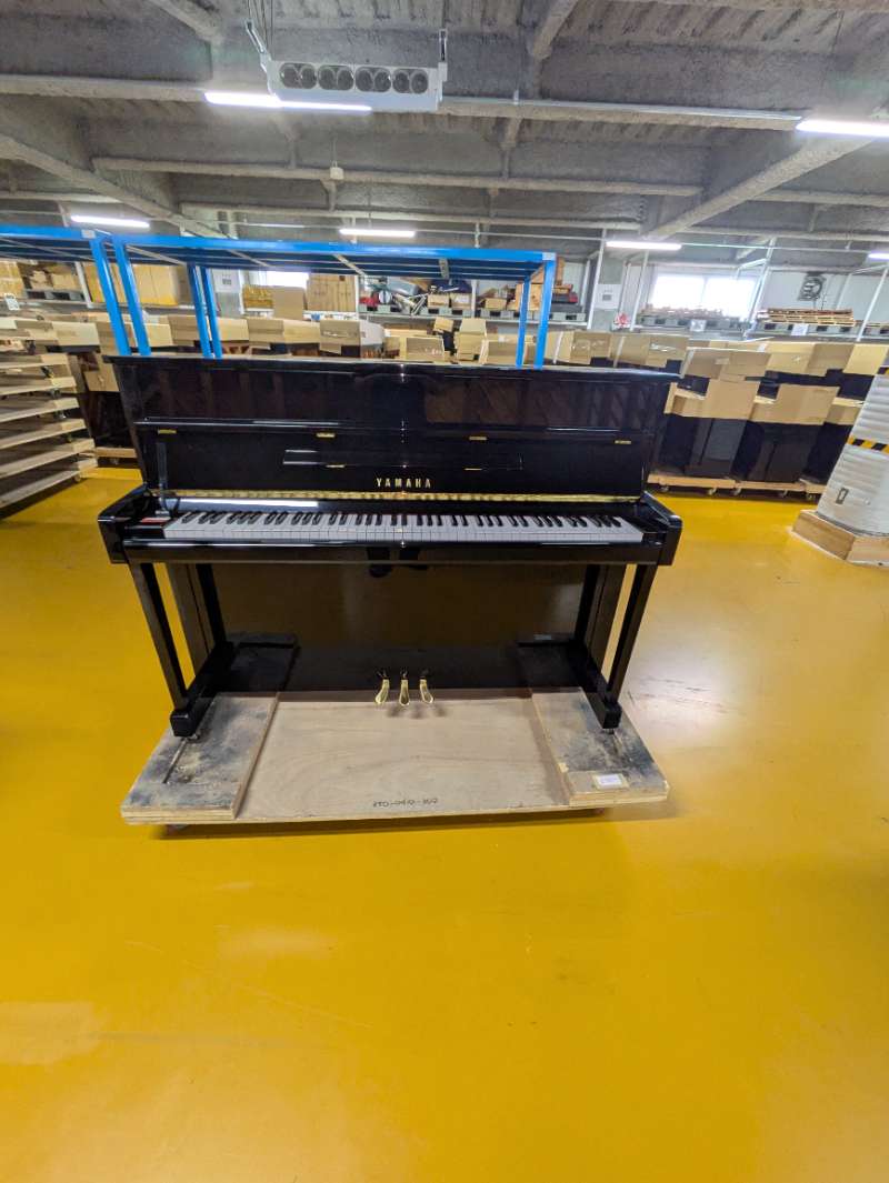 YAMAHA