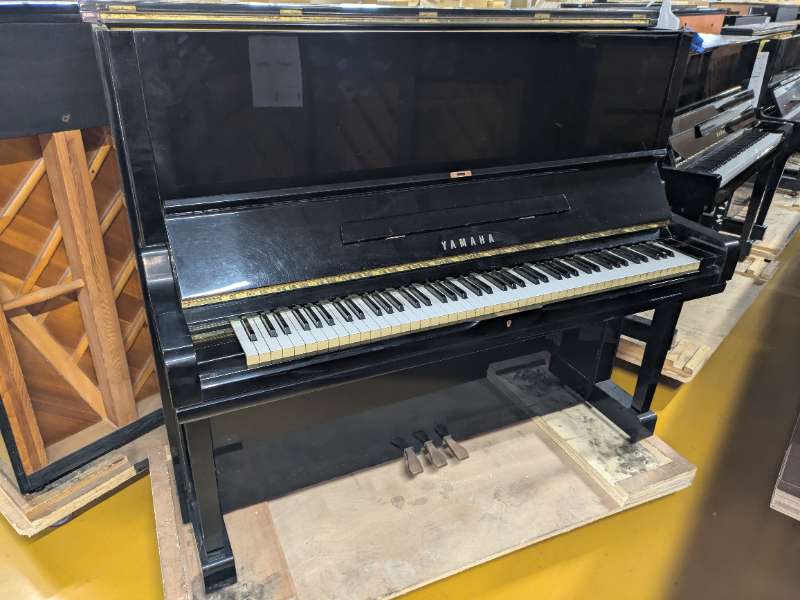 YAMAHA