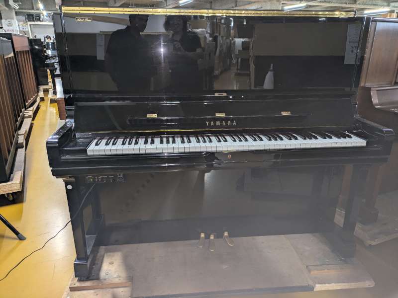 YAMAHA