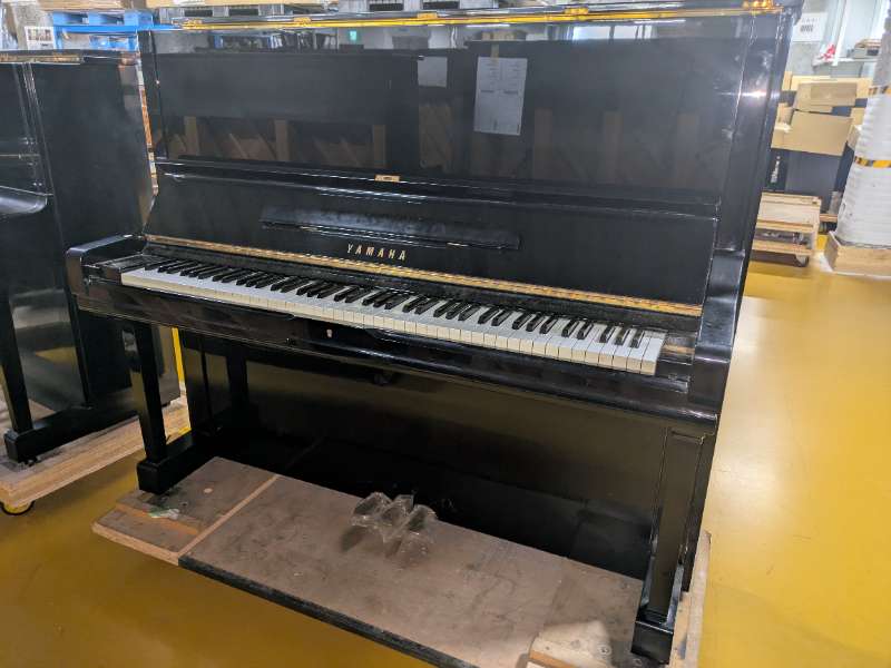 YAMAHA