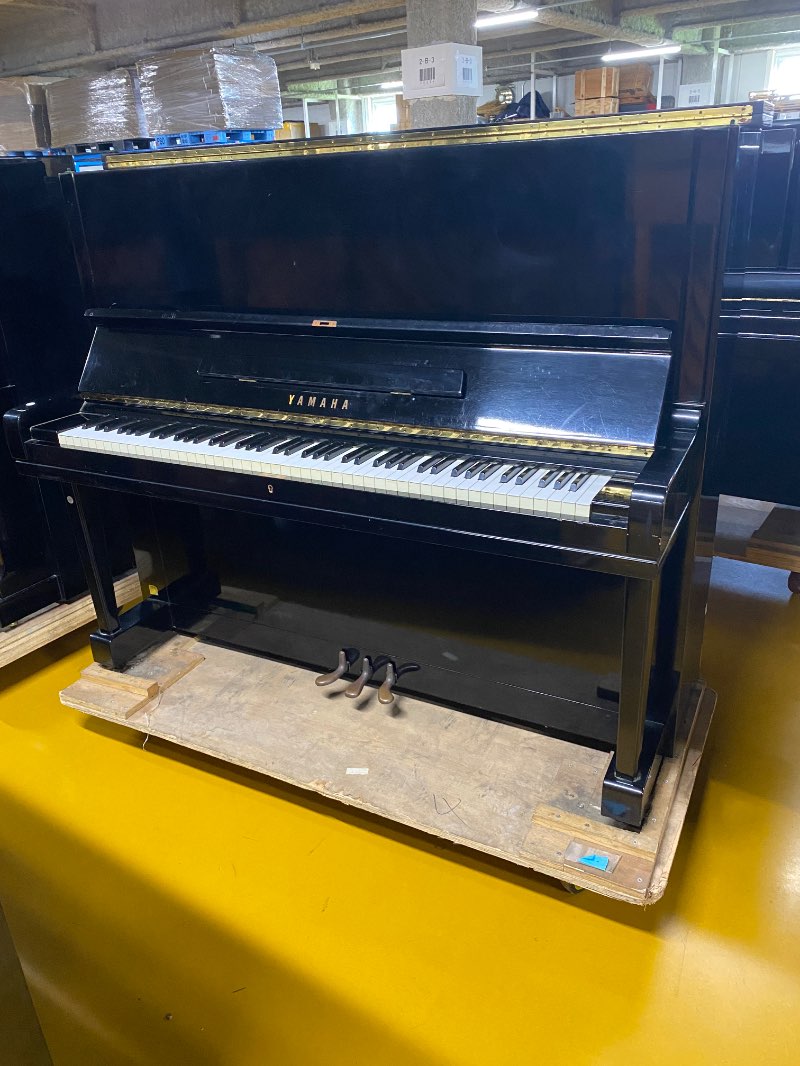 YAMAHA
