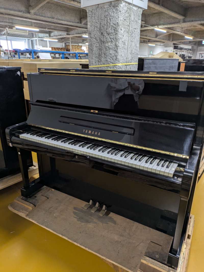 YAMAHA