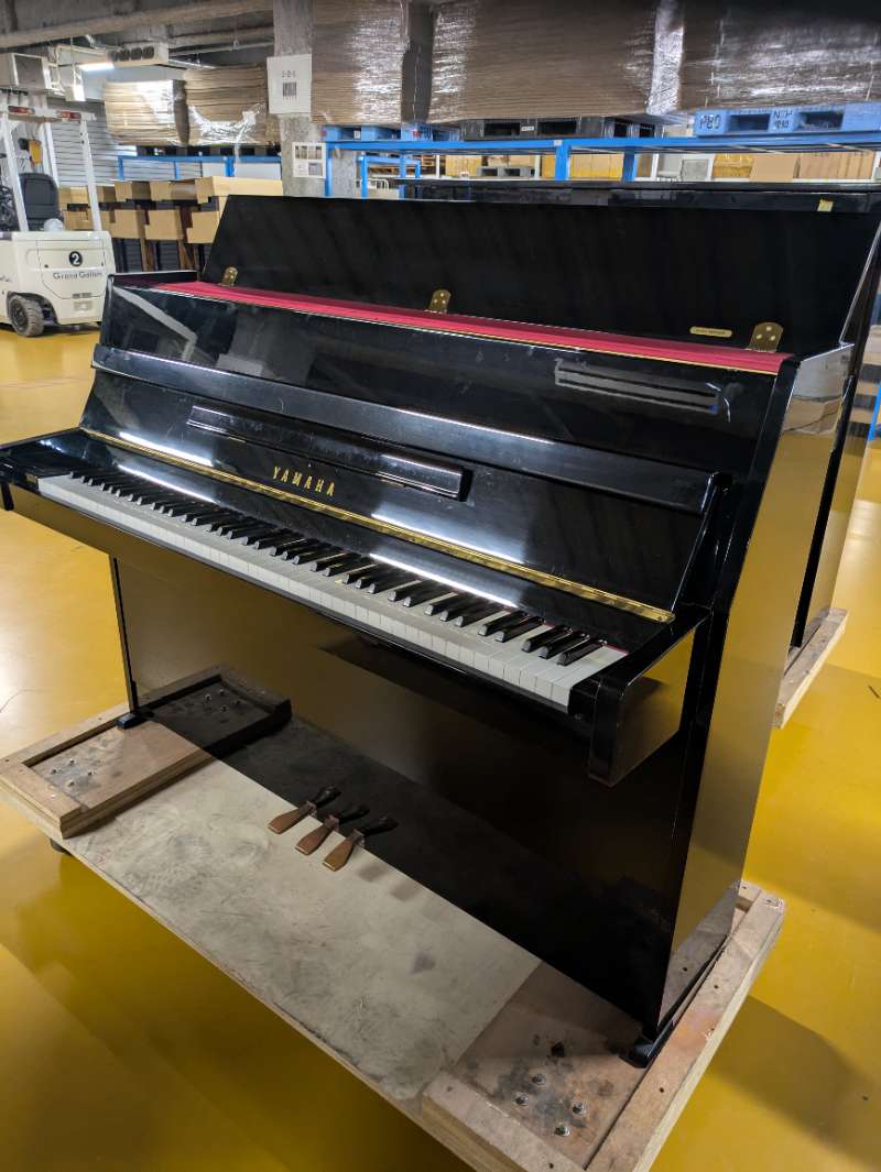 YAMAHA