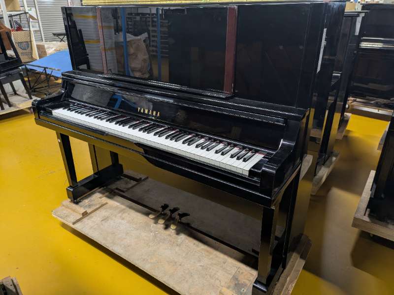 YAMAHA