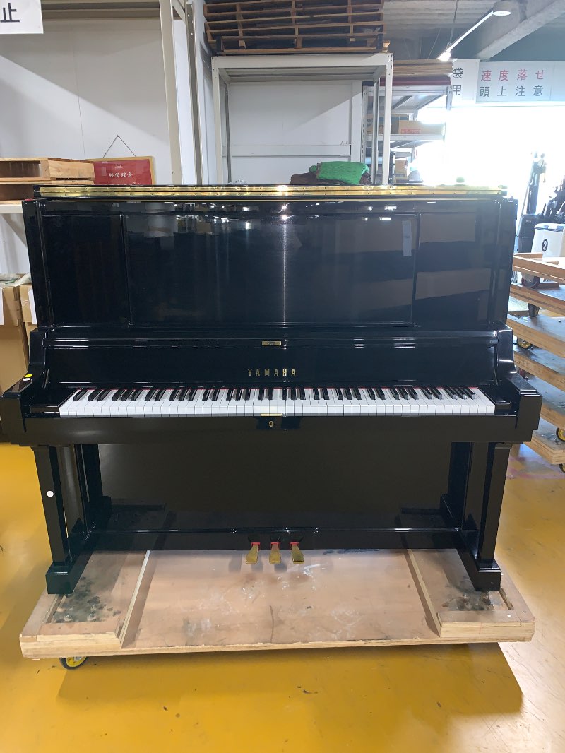 YAMAHA
