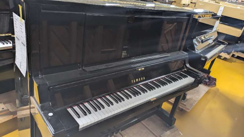 YAMAHA